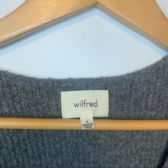 Wilfred Aritzia Henon deep V neckline grey sweater size small - Picture 5 of 12